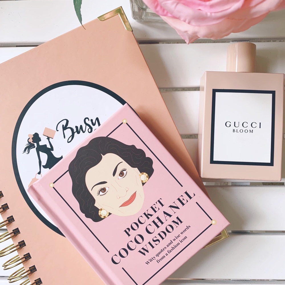 Undated Pink Planner - Picture 7 of 10